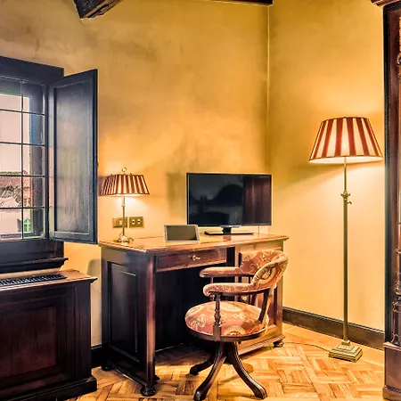 Grand Baglioni Szálloda 4*