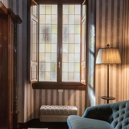 Grand Baglioni Szálloda 4*