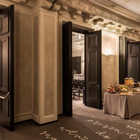 Grand Baglioni Szálloda 4*